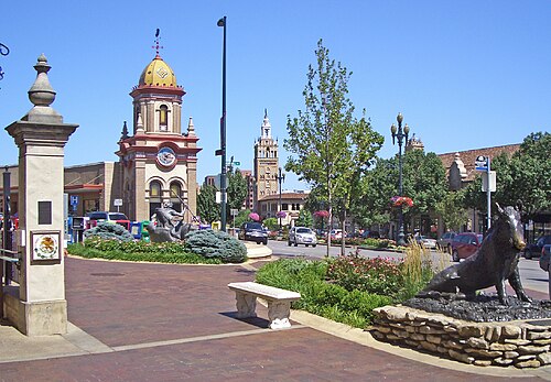Country Club Plaza
